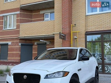 Авто Jaguar F-Pace 2019 № 8825118