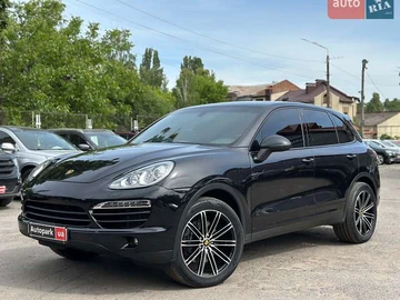 Авто Porsche Cayenne 2012 № 8825345