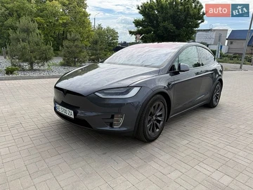 Авто Tesla Model X 2018 № 8825441
