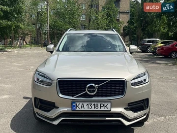 Авто Volvo Xc90 2018 № 8825449