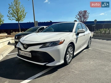 Авто Toyota Camry 2017 № 8825766