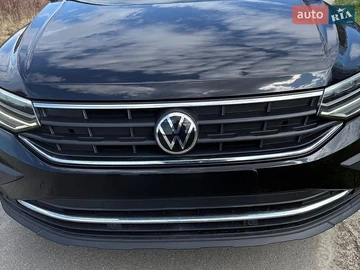 Авто Volkswagen Tiguan 2020 № 8825771