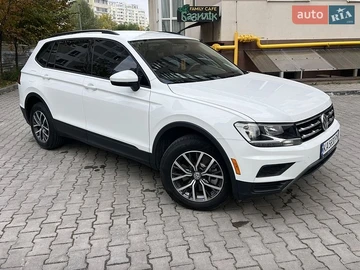 Авто Volkswagen Tiguan 2020 № 8825779