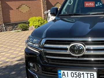 Авто Toyota Land Cruiser 2020 № 8825792
