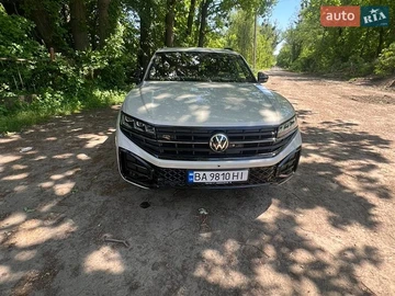 Авто Volkswagen Touareg 2025 № 8825796