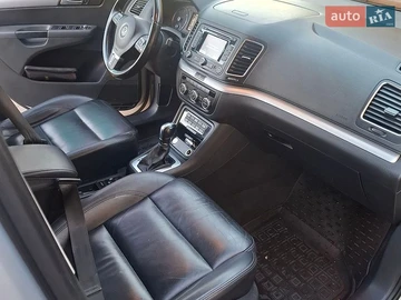 Авто Volkswagen Sharan 2013 № 8826117