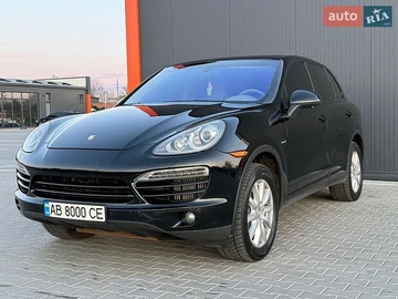 Авто Porsche Cayenne 2012 № 8826231