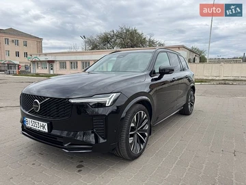 Авто Volvo Xc90 2025 № 8826260