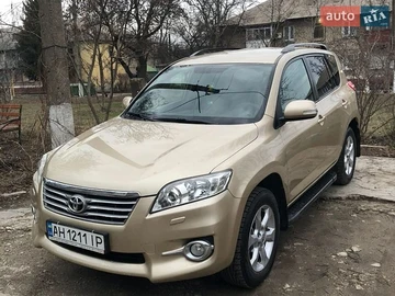 Авто Toyota Rav4 2010 № 8826541