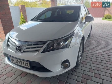 Авто Toyota Avensis 2012 № 8826547