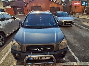 Авто Hyundai Tucson 2006 № 8827000