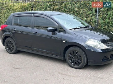 Авто Nissan Tiida 2010 № 8827004