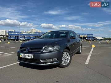 Авто Volkswagen Passat 2013 № 8827174