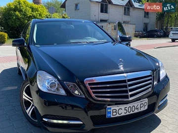 Авто Mercedes E-Class 2011 № 8827176