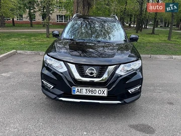 Авто Nissan Rogue 2017 № 8827217