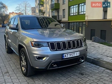 Авто Jeep Grand Cherokee 2018 № 8827326