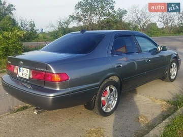 Авто Toyota Camry 2000 № 8827663