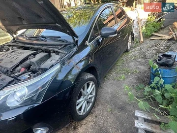 Авто Toyota Avensis 2012 № 8827666
