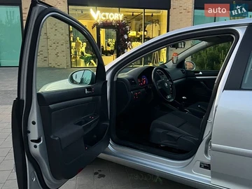 Авто Volkswagen Golf 2007 № 8827687