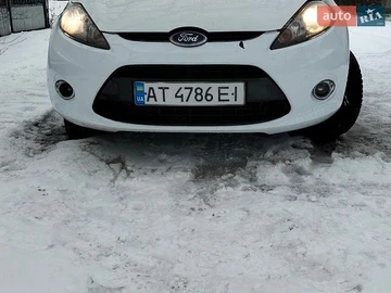 Авто Ford Fiesta 2012 № 8827689