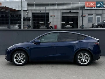 Авто Tesla Model Y 2022 № 8828272