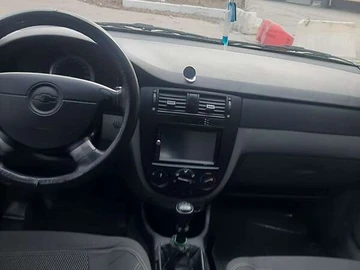 Авто Chevrolet Lacetti 2005 № 8829030