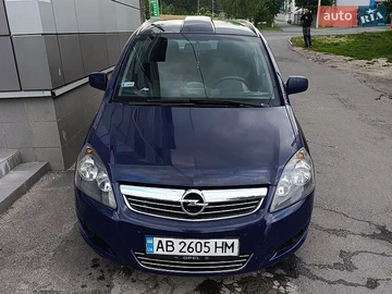 Авто Opel Zafira 2010 № 8829044
