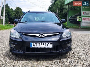 Авто Hyundai I30 2010 № 8829130