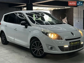 Авто Renault Scenic 2011 № 8829144