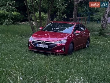 Авто Hyundai Elantra 2019 № 8829265