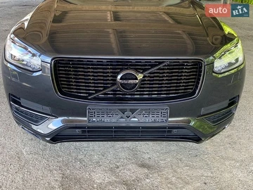 Авто Volvo Xc90 2019 № 8829370