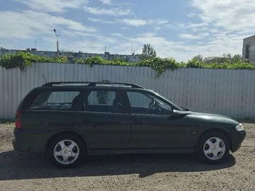 Авто Opel Vectra 1999 № 8829483