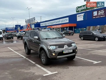 Авто Mitsubishi L 200 2011 № 8829778