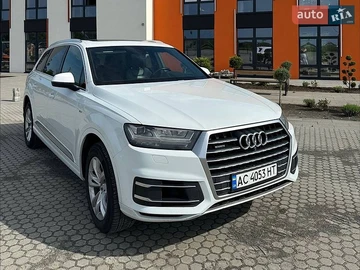 Авто Audi Q7 2017 № 8829850
