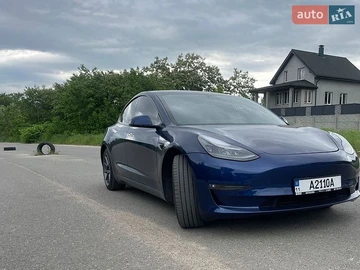 Авто Tesla Model 3 2021 № 8829968