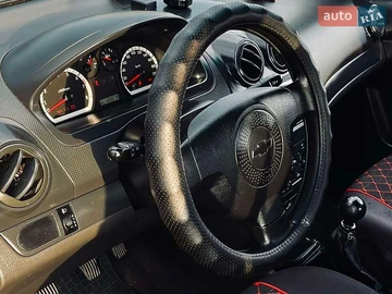 Авто Chevrolet Aveo 2007 № 8830010