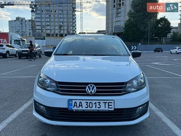 Авто Volkswagen Polo 2017 № 8830328