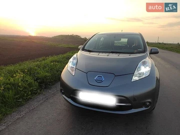 Авто Nissan Leaf 2014 № 8830334