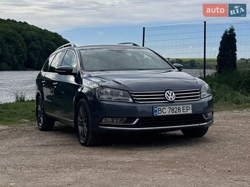 Авто Volkswagen Passat 2012 № 8830336