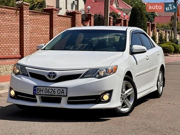Авто Toyota Camry 2014 № 8830467