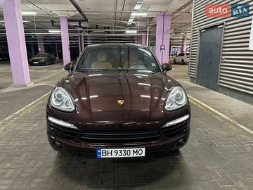 Авто Porsche Cayenne 2013 № 8830656