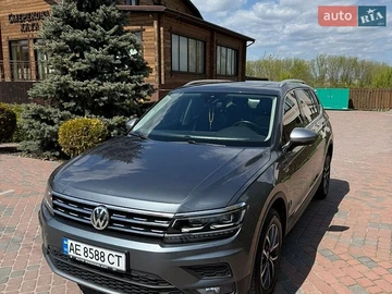 Авто Volkswagen Tiguan 2019 № 8830759
