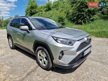 Авто Toyota Rav4 2021 № 8830769