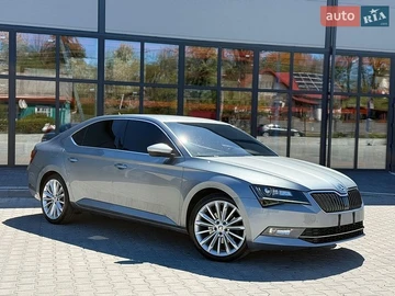 Авто Skoda Superb 2019 № 8830944