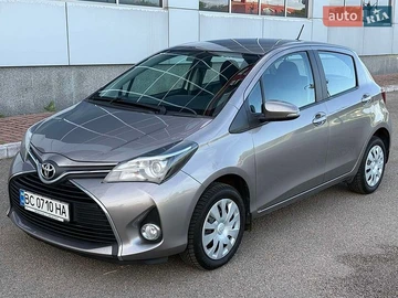 Авто Toyota Yaris 2015 № 8831064