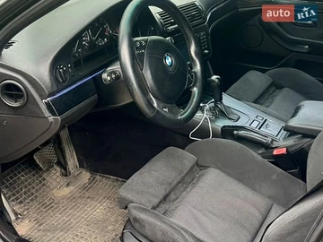 Авто BMW 5 Series 2001 № 8831169