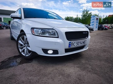 Авто Volvo V50 2011 № 8831214