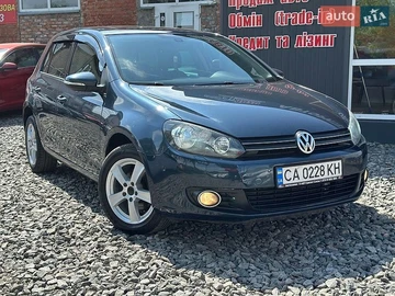 Авто Volkswagen Golf 2010 № 8831215