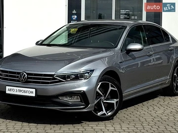 Авто Volkswagen Passat 2021 № 8831472