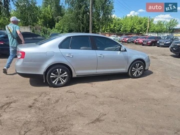 Авто Volkswagen Jetta 2008 № 8831517